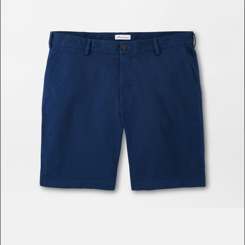 Peter Millar Pilot Twill Short in Navy in size 34